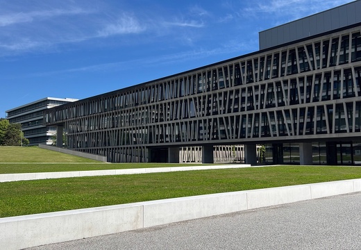 4BF1817B-981E-4FBE-B878-DCF6F08AD562