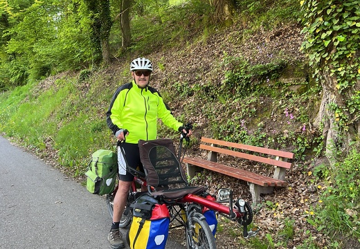 74BDE9F2-07EE-491C-8526-9D81760EF94A