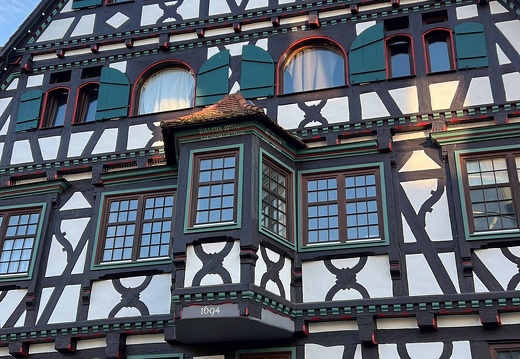 AAD496C8-ABFE-4B14-9A19-3F561F97A7F2