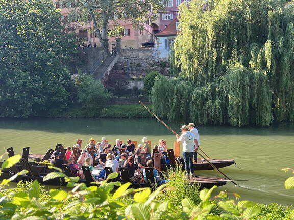 01592C62-0059-454A-9B48-DFBE7A2B0C6C