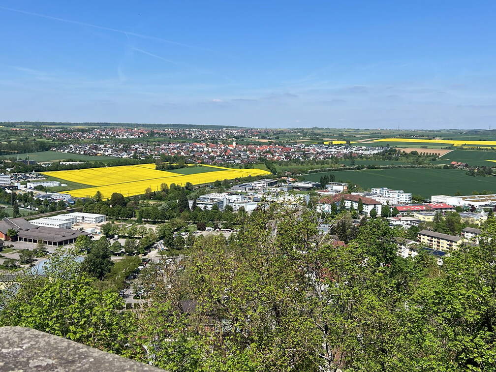 052761A8-C468-4AAD-94FB-31B322F1A6AC