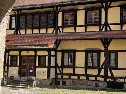 1B57C506-6EF2-437D-8DAB-32FE5A63AC1E