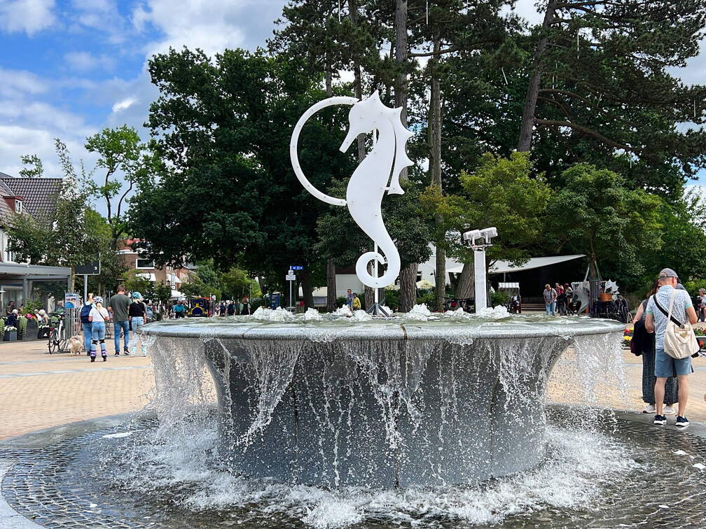 A3365E39-95C1-420E-99E7-35577649B840