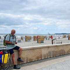 ECAA173B-4B6A-40B6-A031-00BCDC5B7FCF