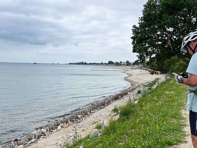 F4169956-493B-4D4C-91D7-2BEBD653D23C